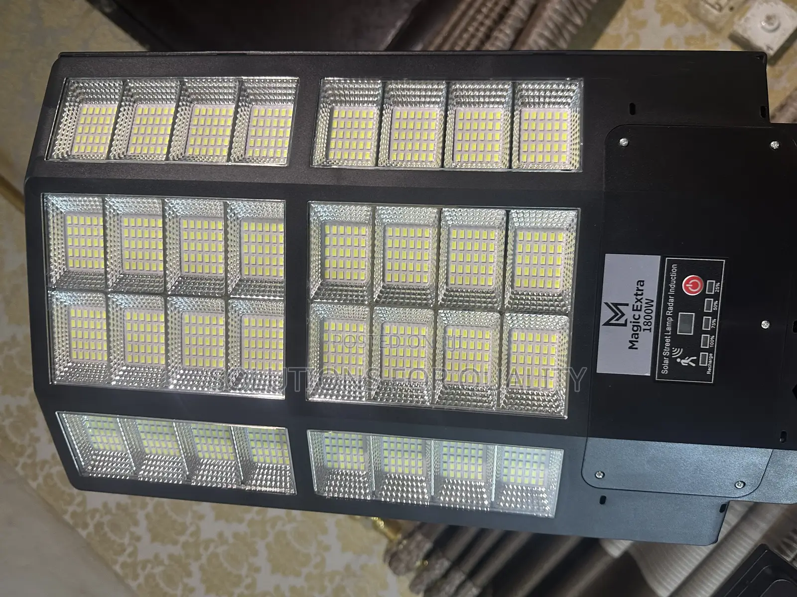 1800watt 32eyes Solar Light