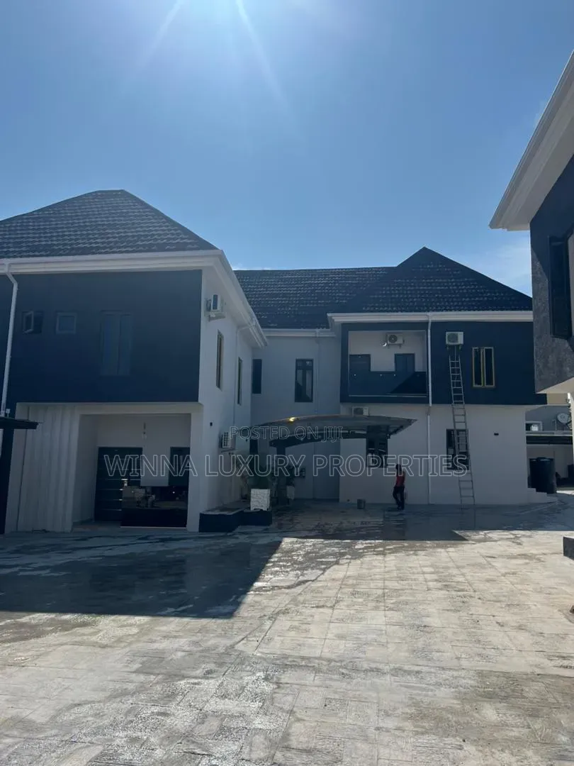 5bdrm Townhouse/Terrace in Gwarinpa for sale