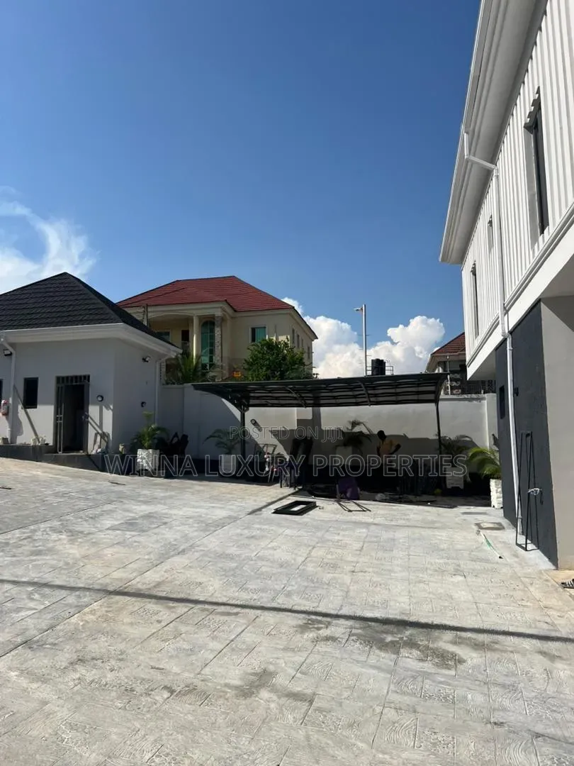 5bdrm Townhouse/Terrace in Gwarinpa for sale