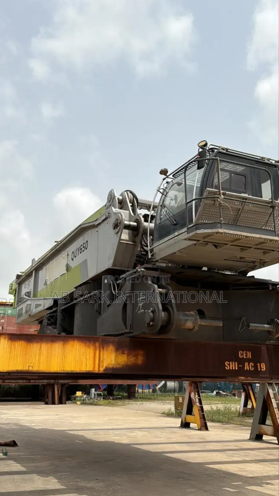 100ton - 650ton Crawler Crane For Hire