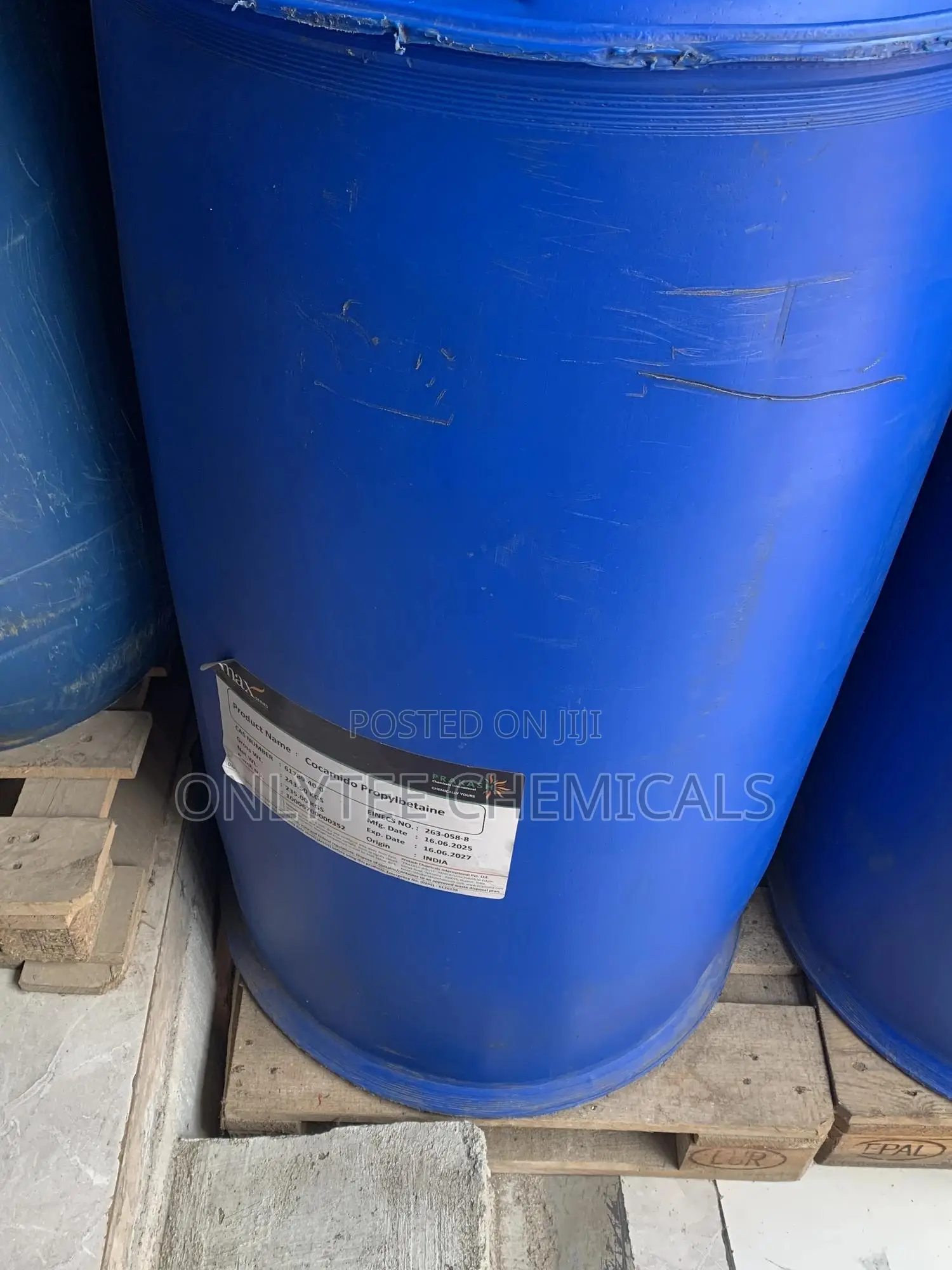 Cocamidopropyl Betaine