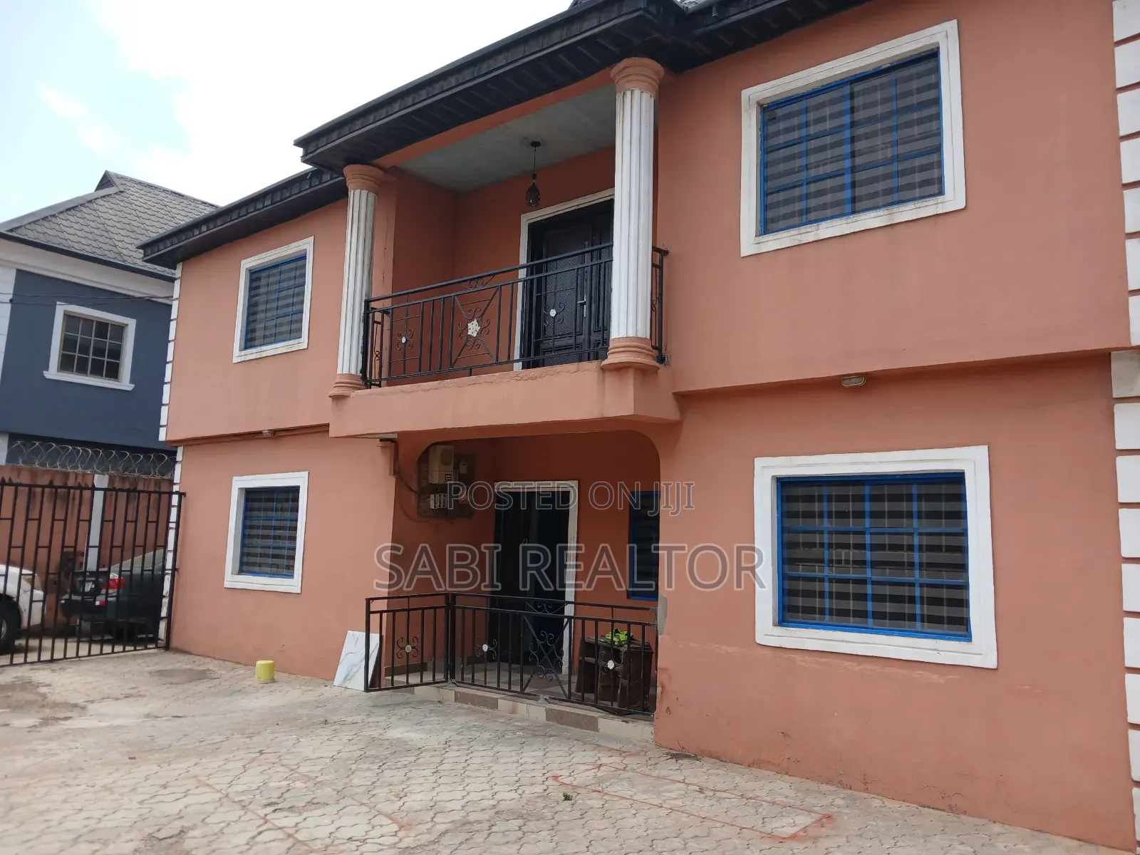 Furnished 6bdrm Duplex in Igando / Ikotun/Igando for sale