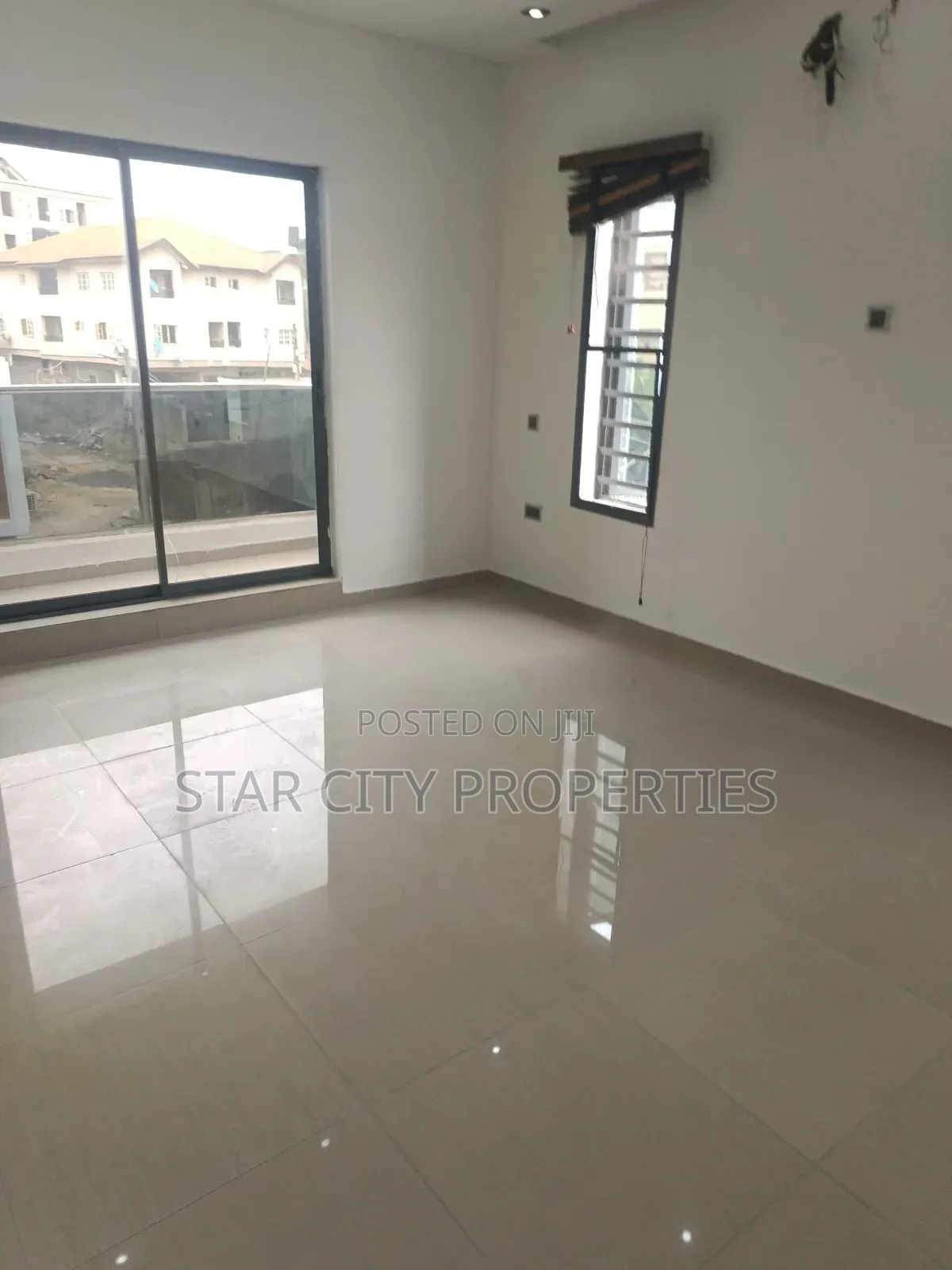 5bdrm Duplex in Magodo 2, GRA Phase 2 Shangisha for rent