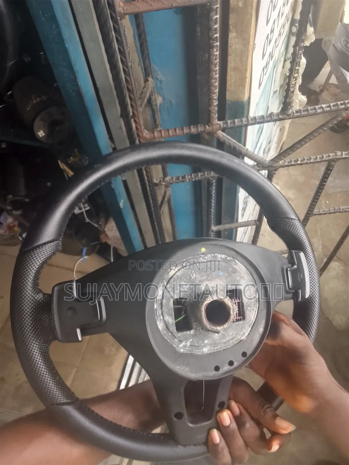 Mercedes Benz GLK/C300 204 013 Steering Wheel
