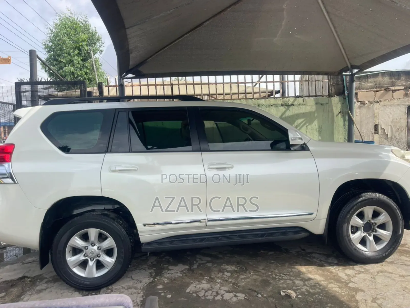 Toyota Land Cruiser Prado 4.0 Petrol TX-L 2012 White