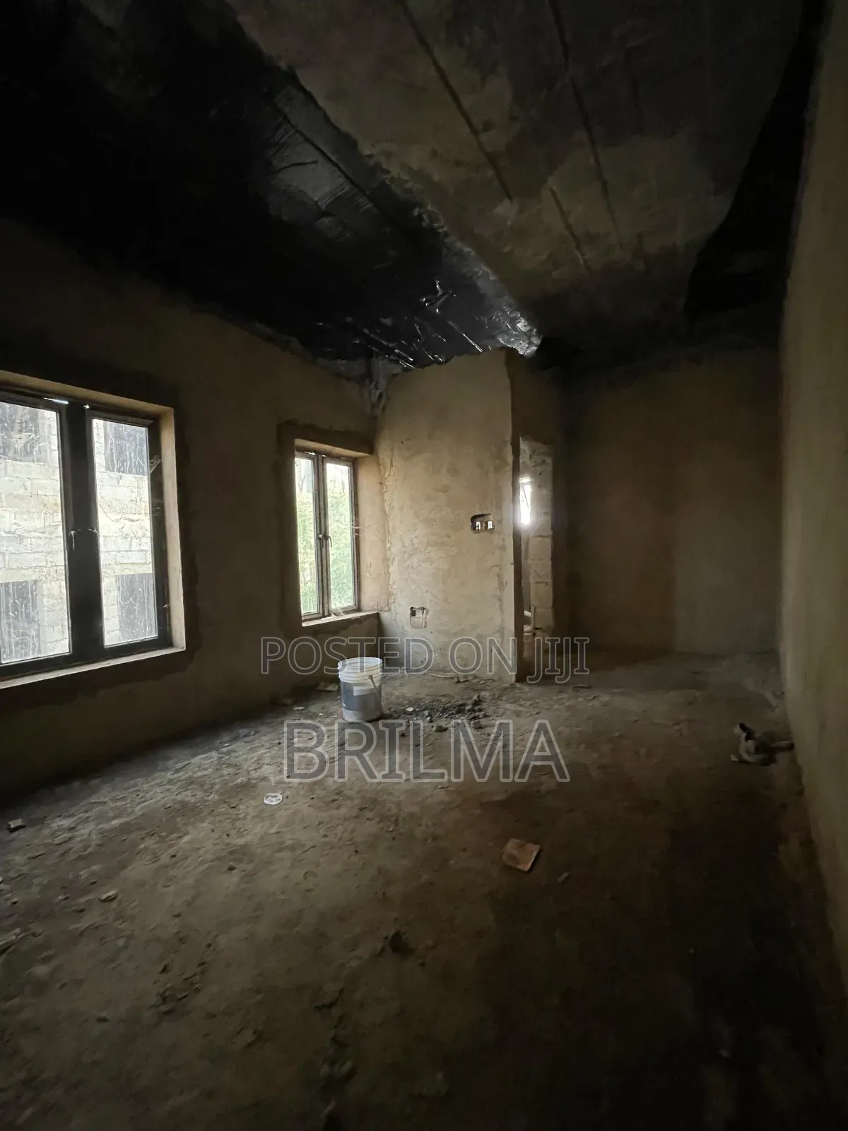 4bdrm Duplex in Life Camp for sale