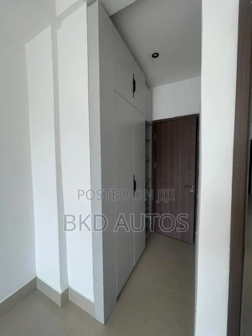 2bdrm Apartment in Ikate for sale
