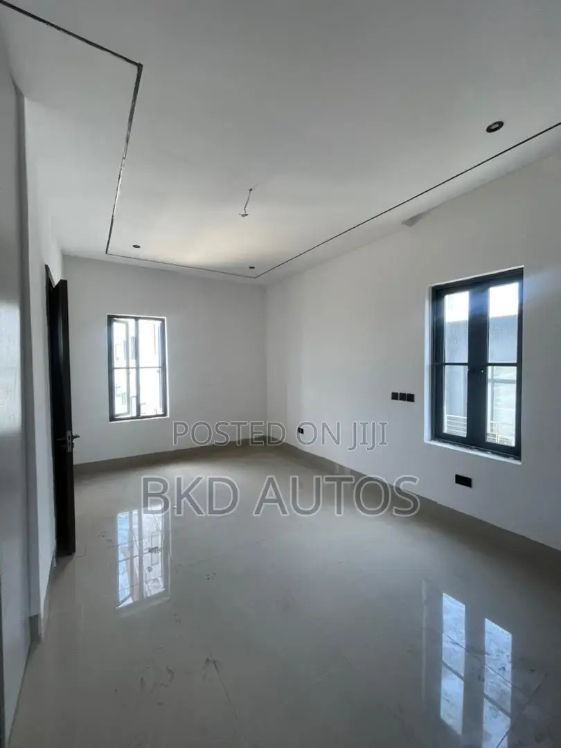2bdrm Apartment in Ikate for sale