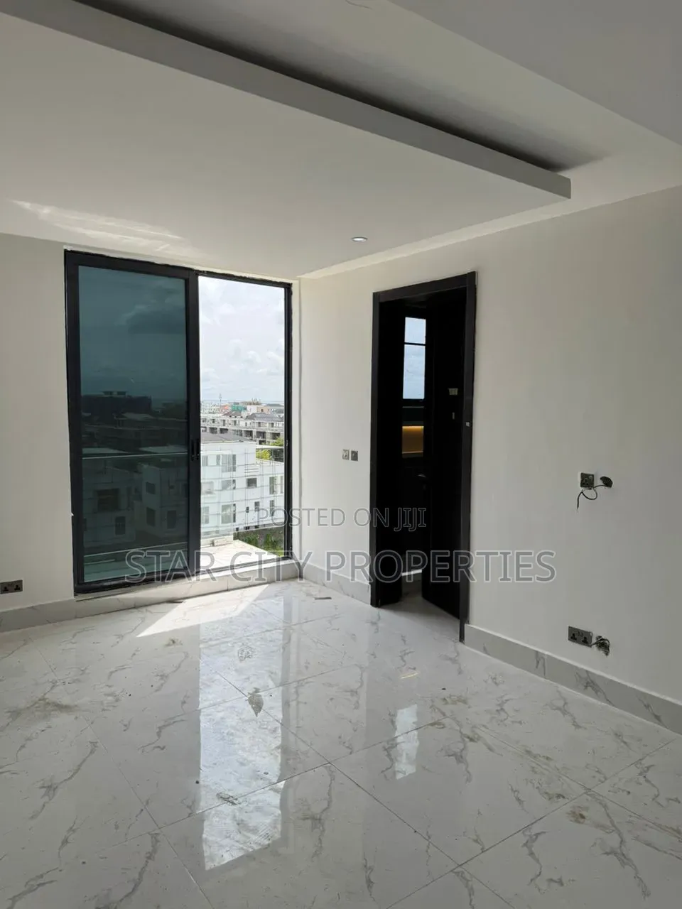4bdrm Maisonette in Banana Island for sale