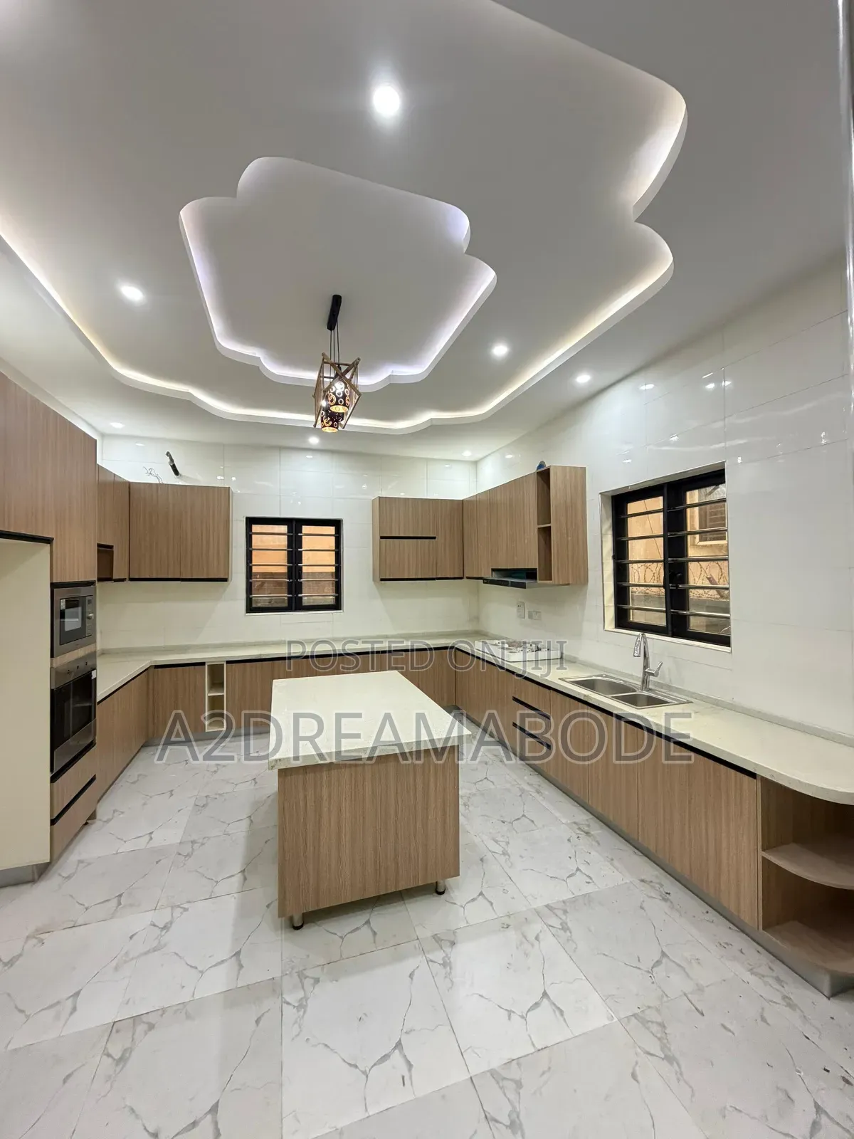 5bdrm Duplex in Magodo, GRA Phase 2 Shangisha for sale