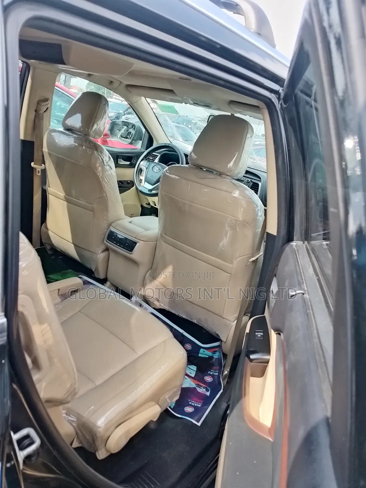 Toyota Highlander Limited Platinum 4dr SUV AWD (3.5L 6cyl 6A) 2014