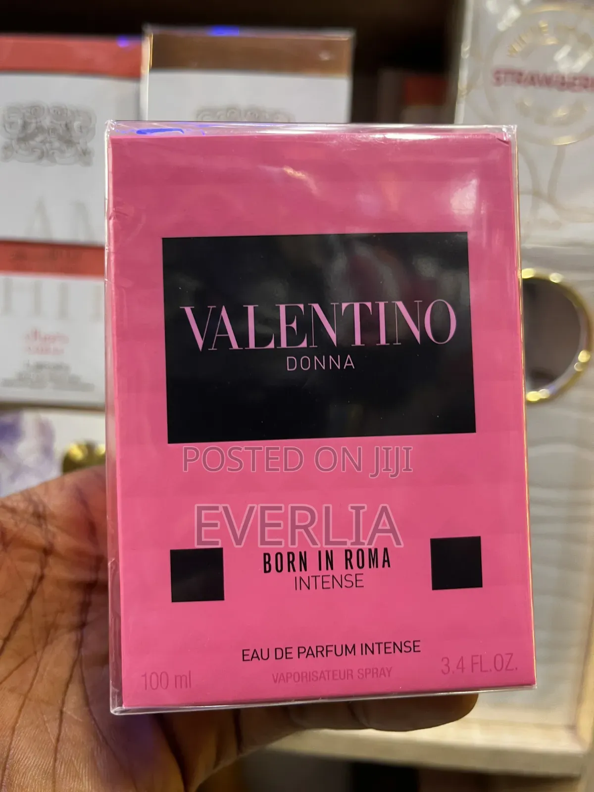 Valentino Donna Born in Roma Intense Edp