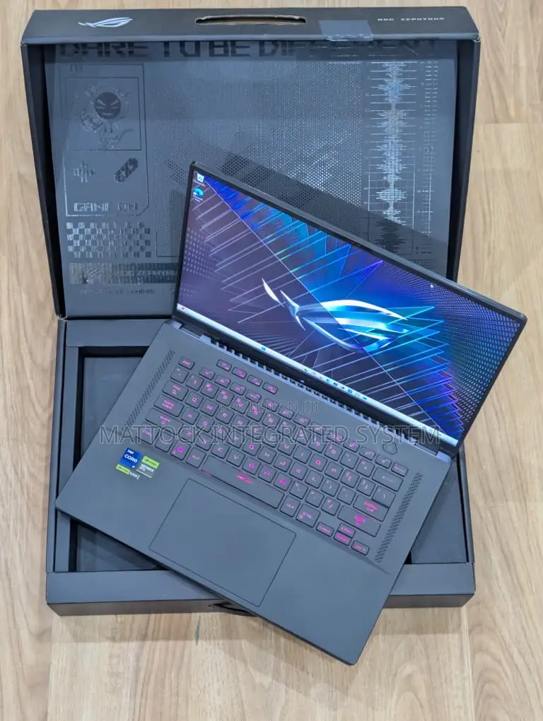 Laptop Asus ROG Zephyrus M16 GU603HR 32GB Intel Core i9 SSD 1T