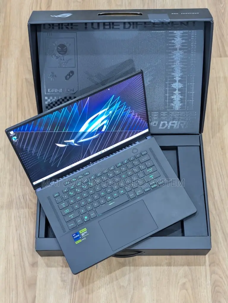 Laptop Asus ROG Zephyrus M16 GU603HR 32GB Intel Core i9 SSD 1T