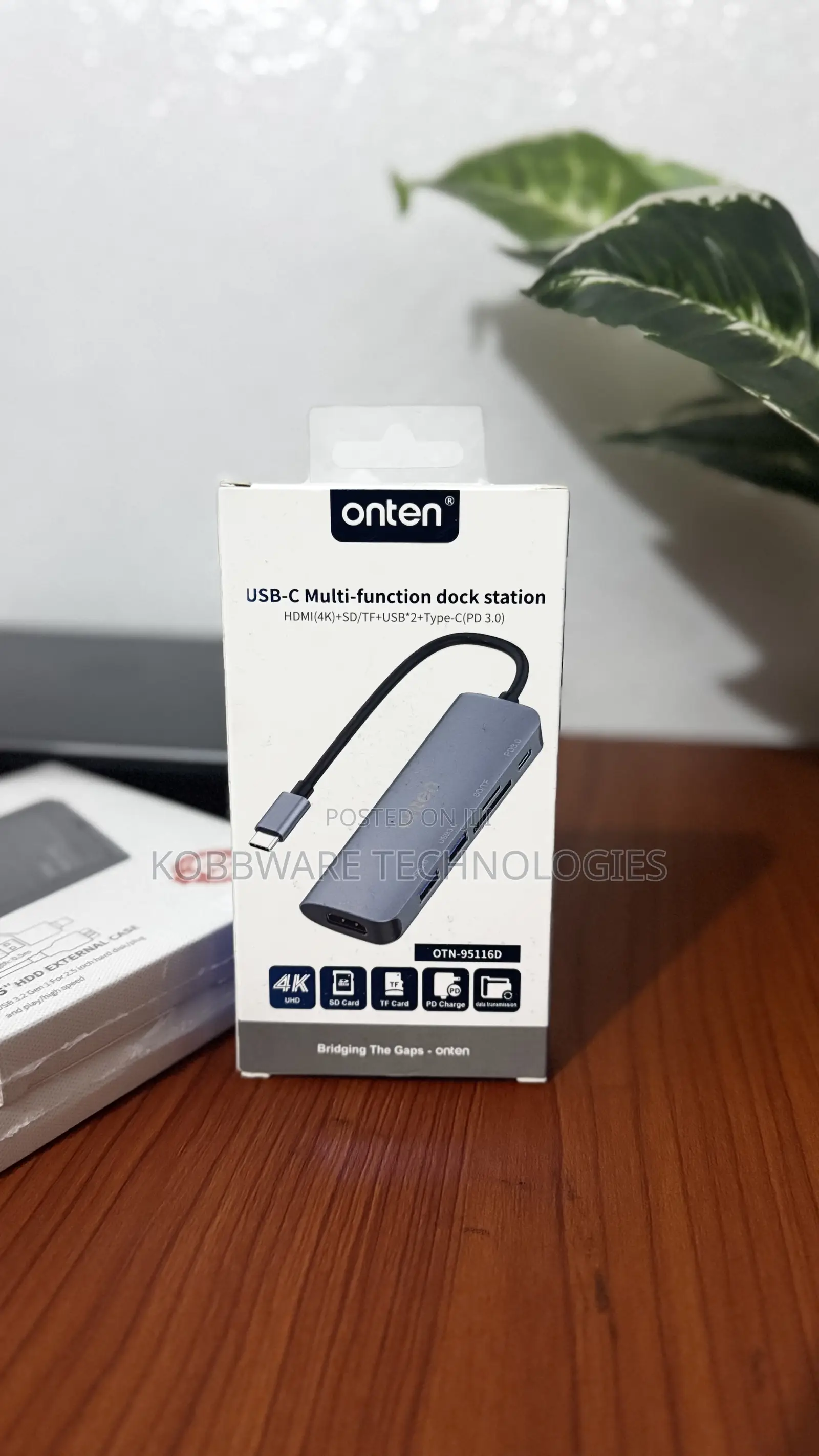 USB-C Hub and Dock Station