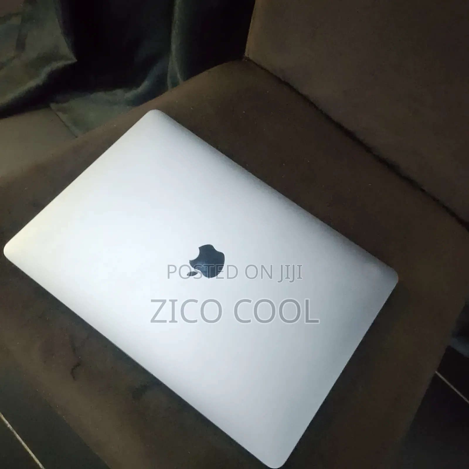 Laptop Apple MacBook 2018 16GB Intel Core i7 SSD 512GB