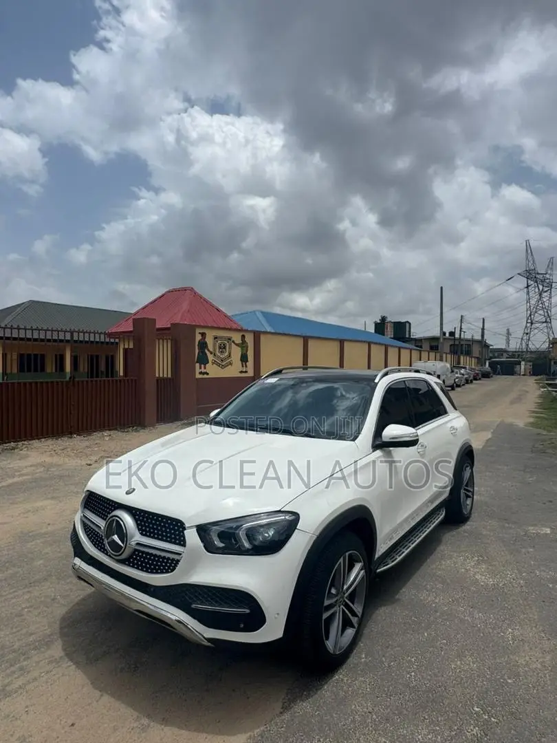 Mercedes-Benz GLE-Class GLE 350 2022 White