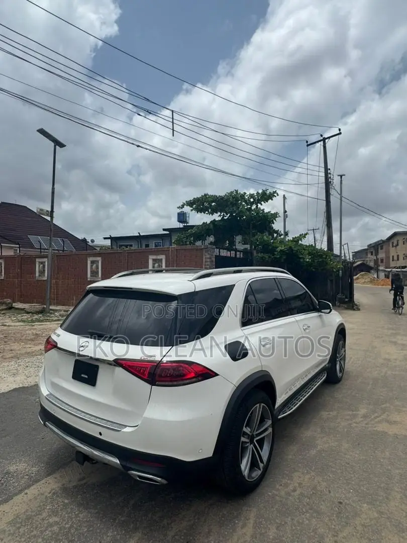 Mercedes-Benz GLE-Class GLE 350 2022 White