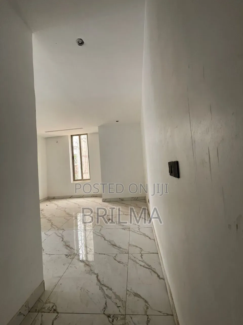6bdrm Duplex in Maitama for sale