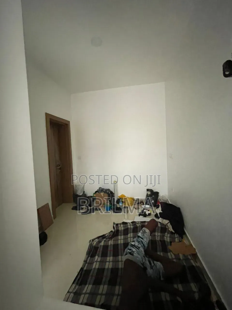 3bdrm Block of Flats in Life Camp for sale