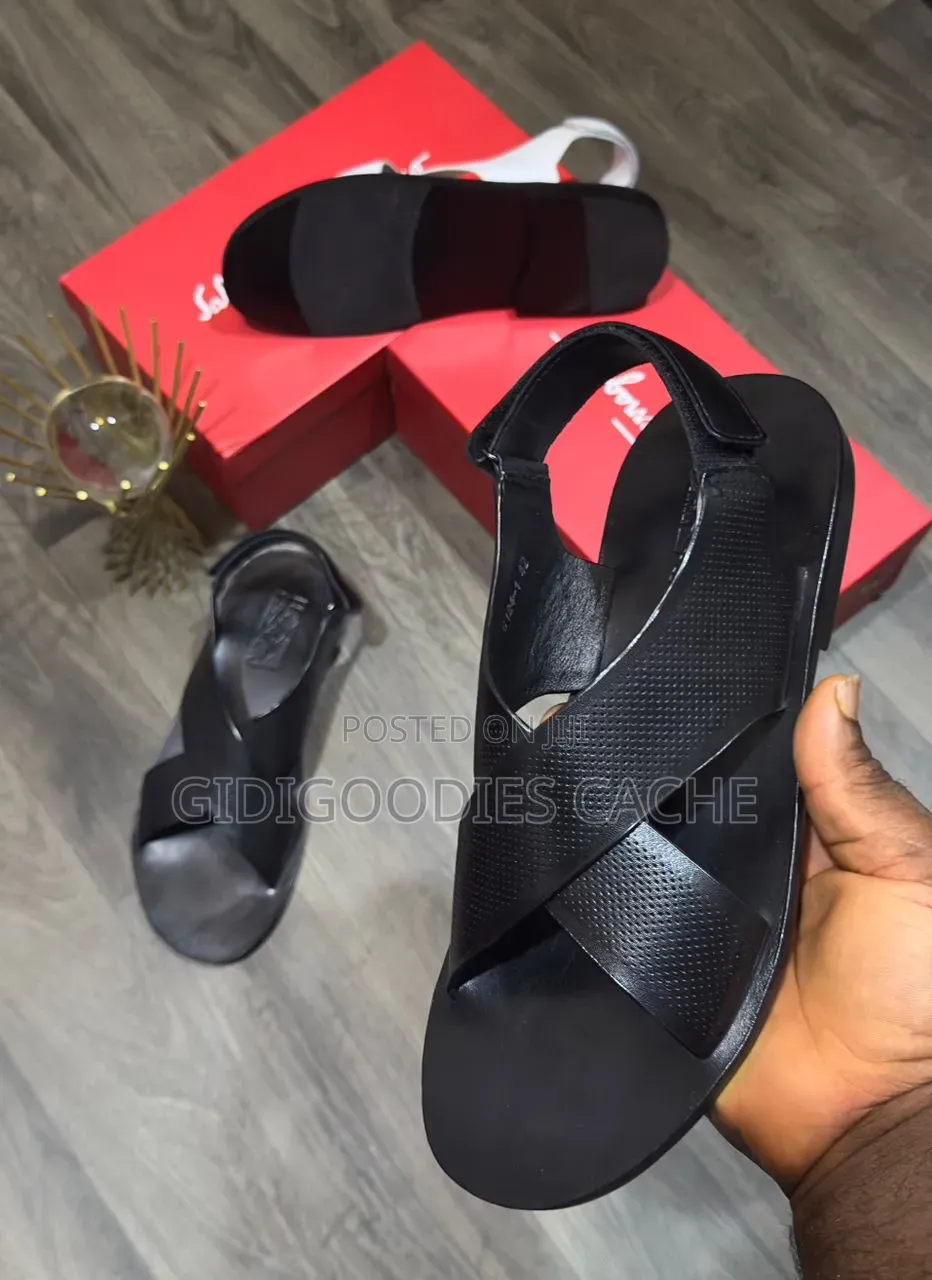 Men's Black Leather Cross-Strap Sandals in Size 40-46
