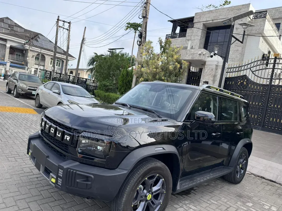 Jetour T2 2.0 Petrol AWD 2025 Black