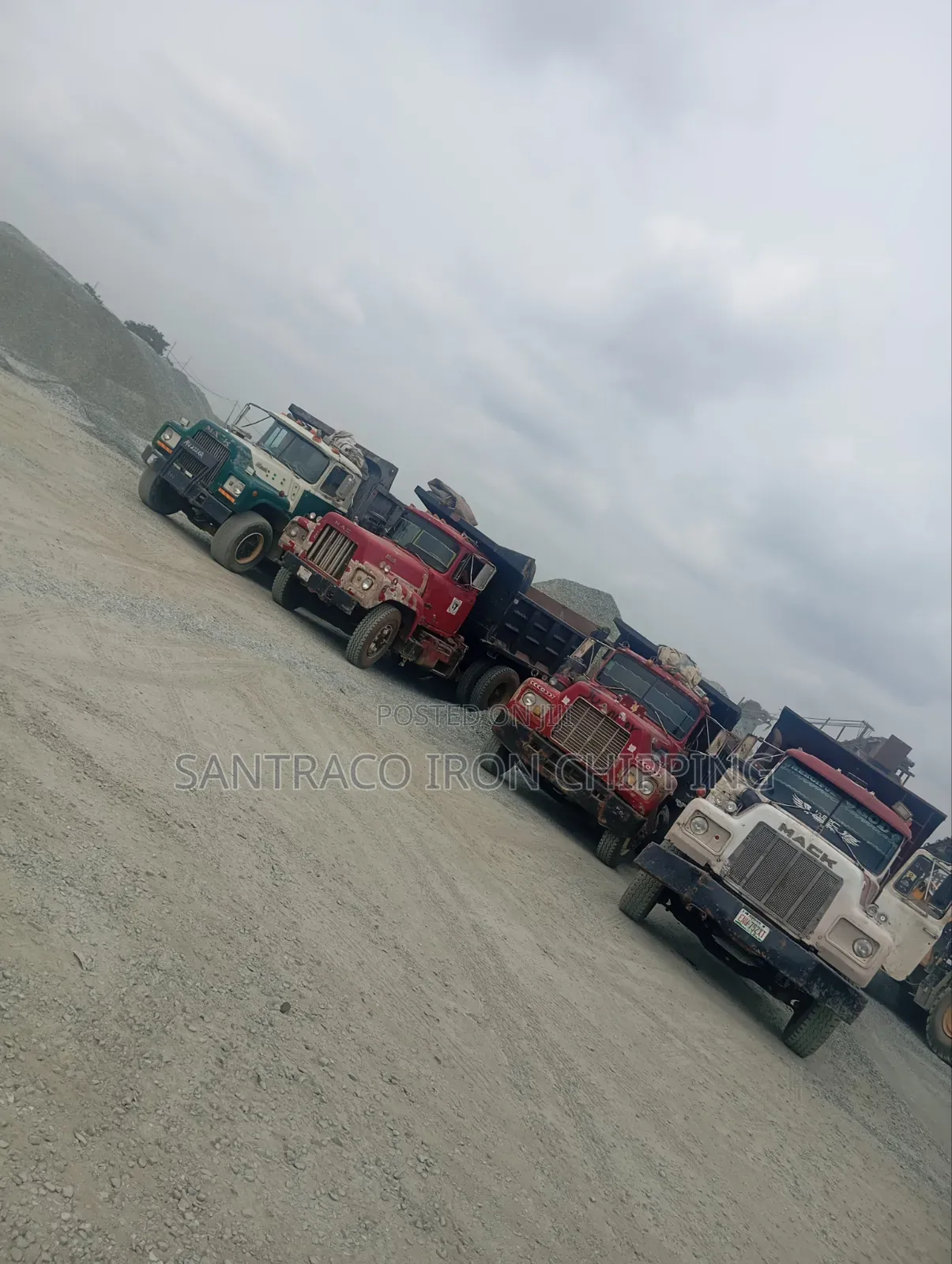 Sentraco Iron Black Chippings and for Building Construction