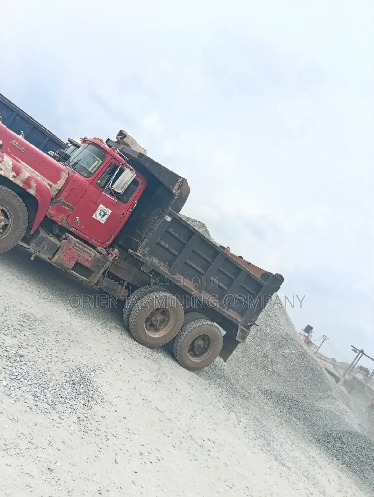 Payment on Delivery Iron Black Chippings and Granite