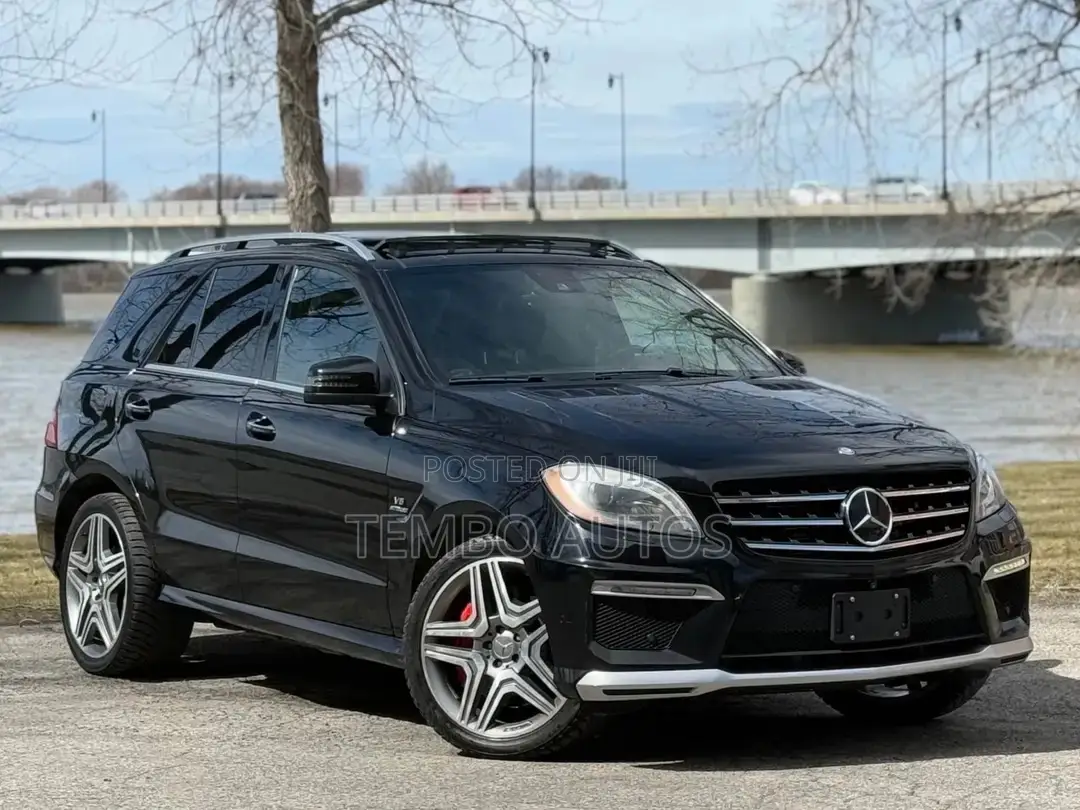 Mercedes-Benz M Class ML63 AMG 4dr SUV AWD (5.5L 8cyl Turbo 7A) 2014