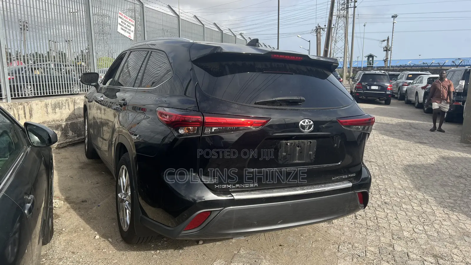 Toyota Highlander Limited 2021 Black
