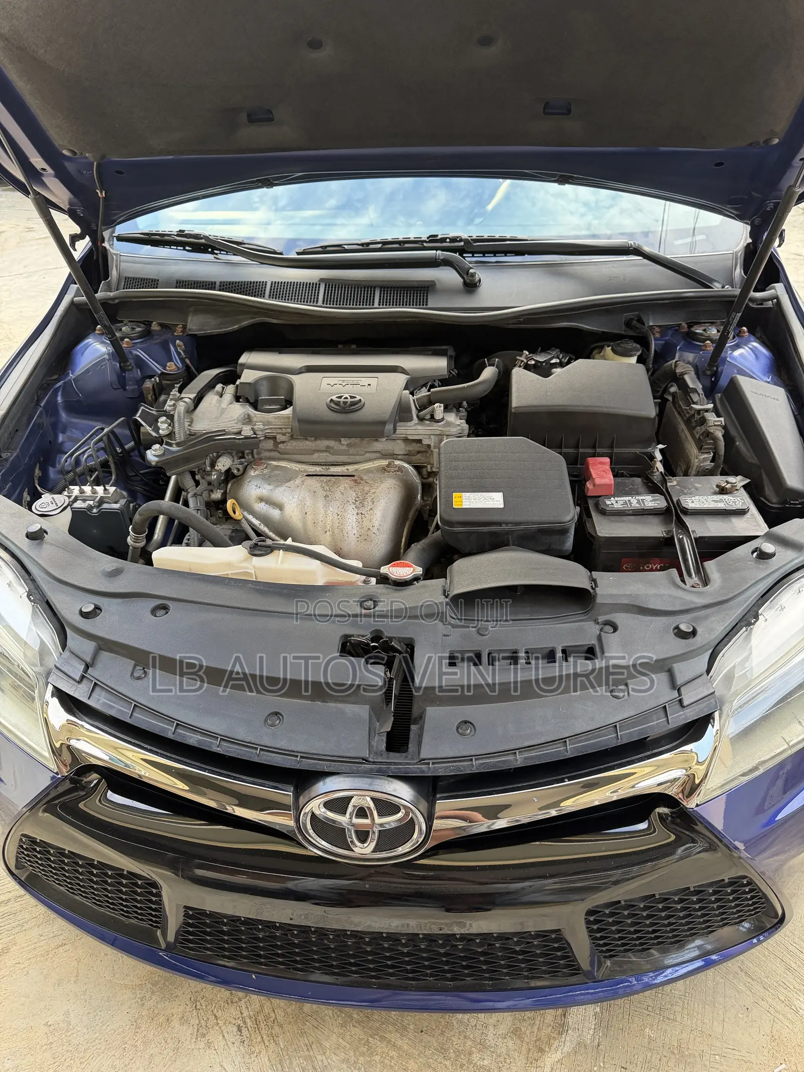 Toyota Camry 2016 Blue