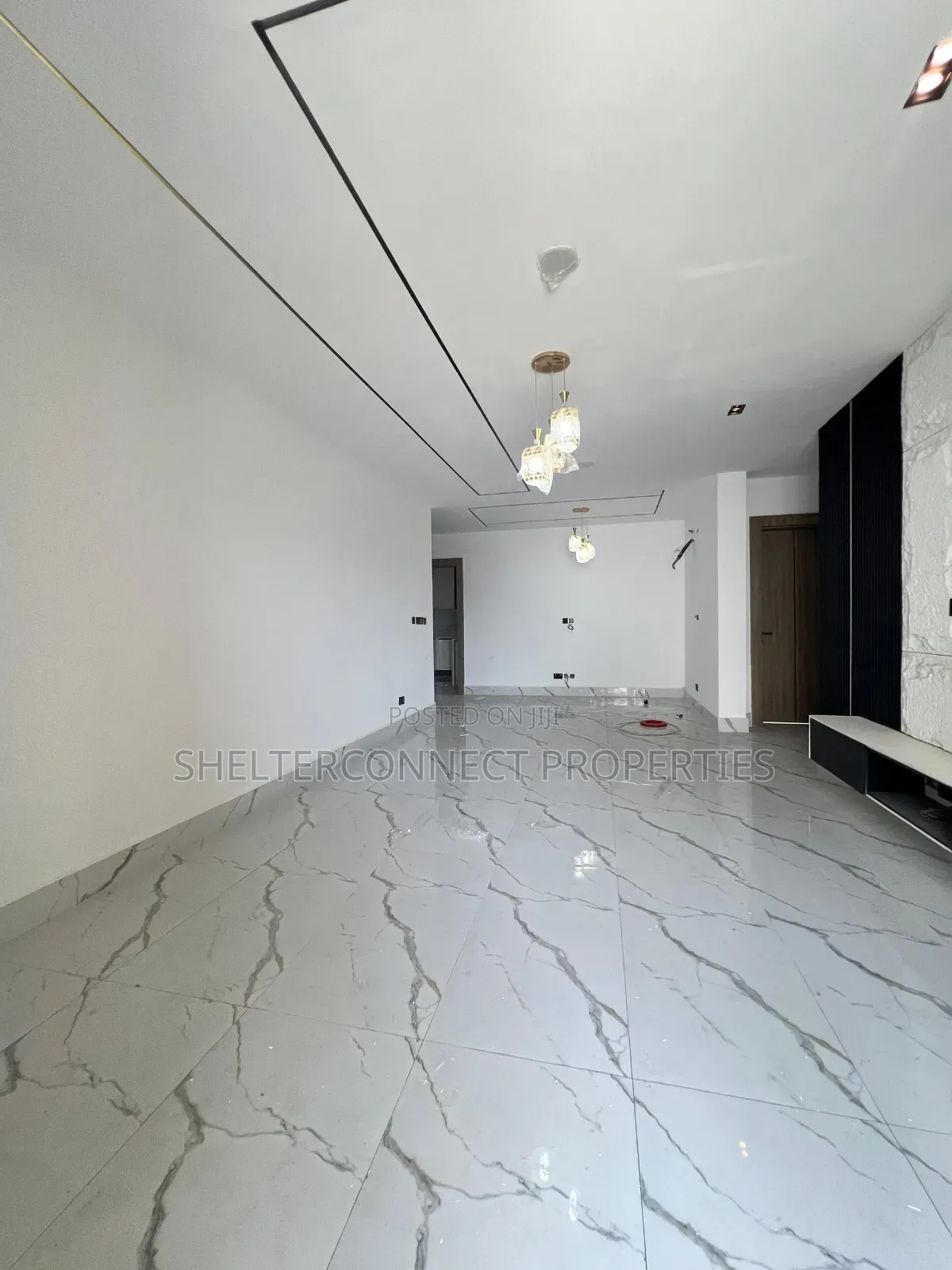 2bdrm Apartment in Lekki Phase 1 for sale