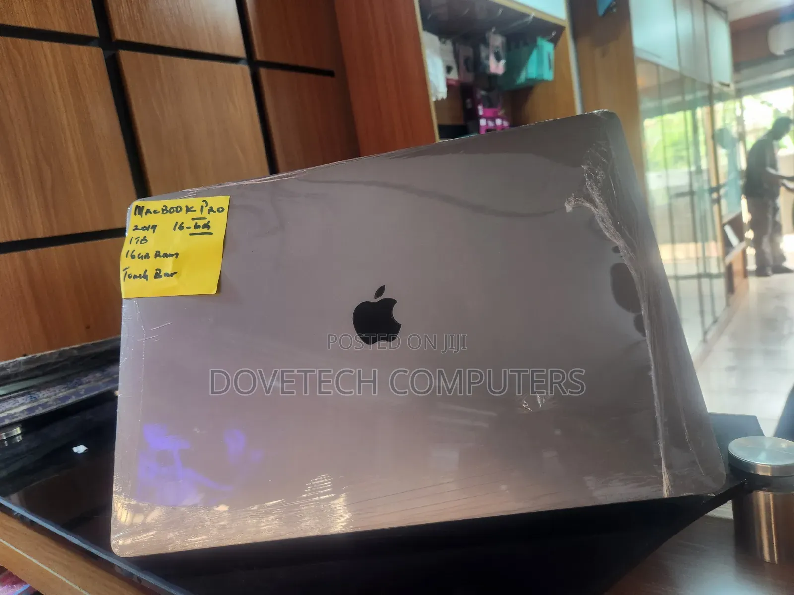 Laptop Apple MacBook Pro 2019 16GB Intel Core i7 SSD 1T