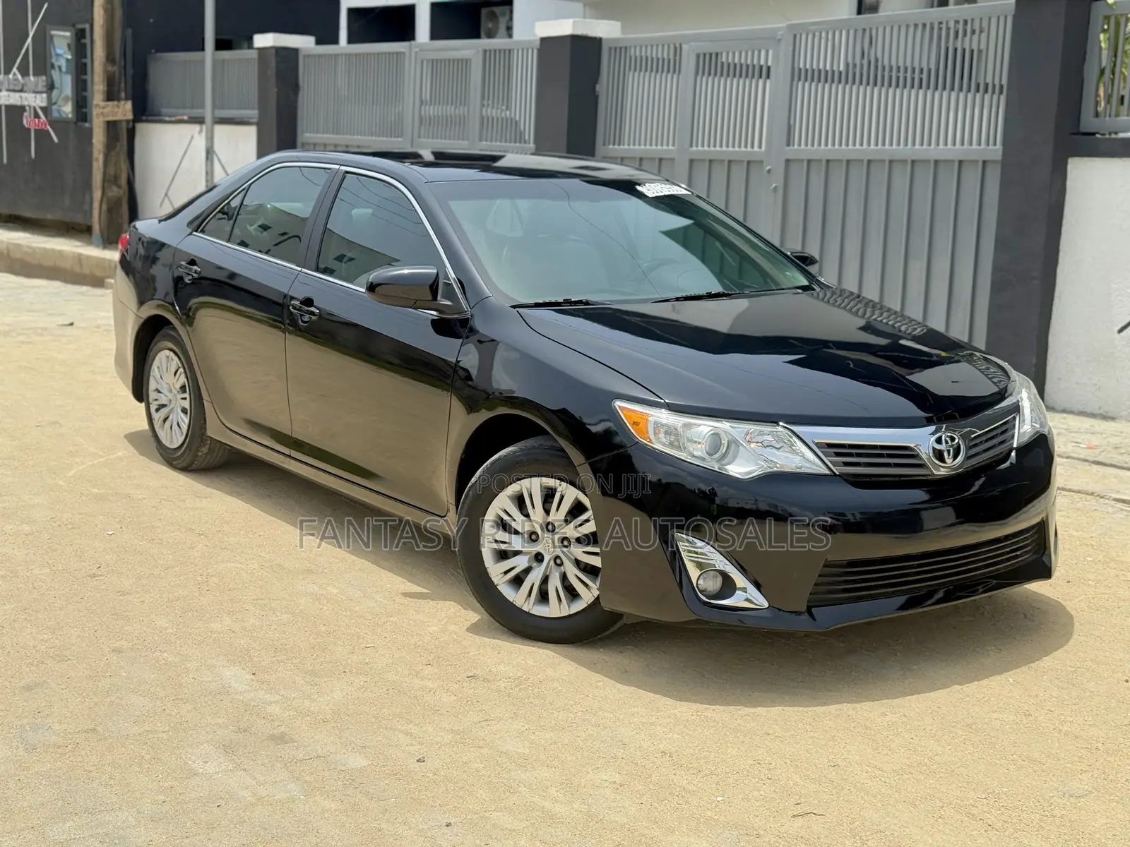 Toyota Camry LE 4dr Sedan (2.5L 4cyl 6A) 2013 Black