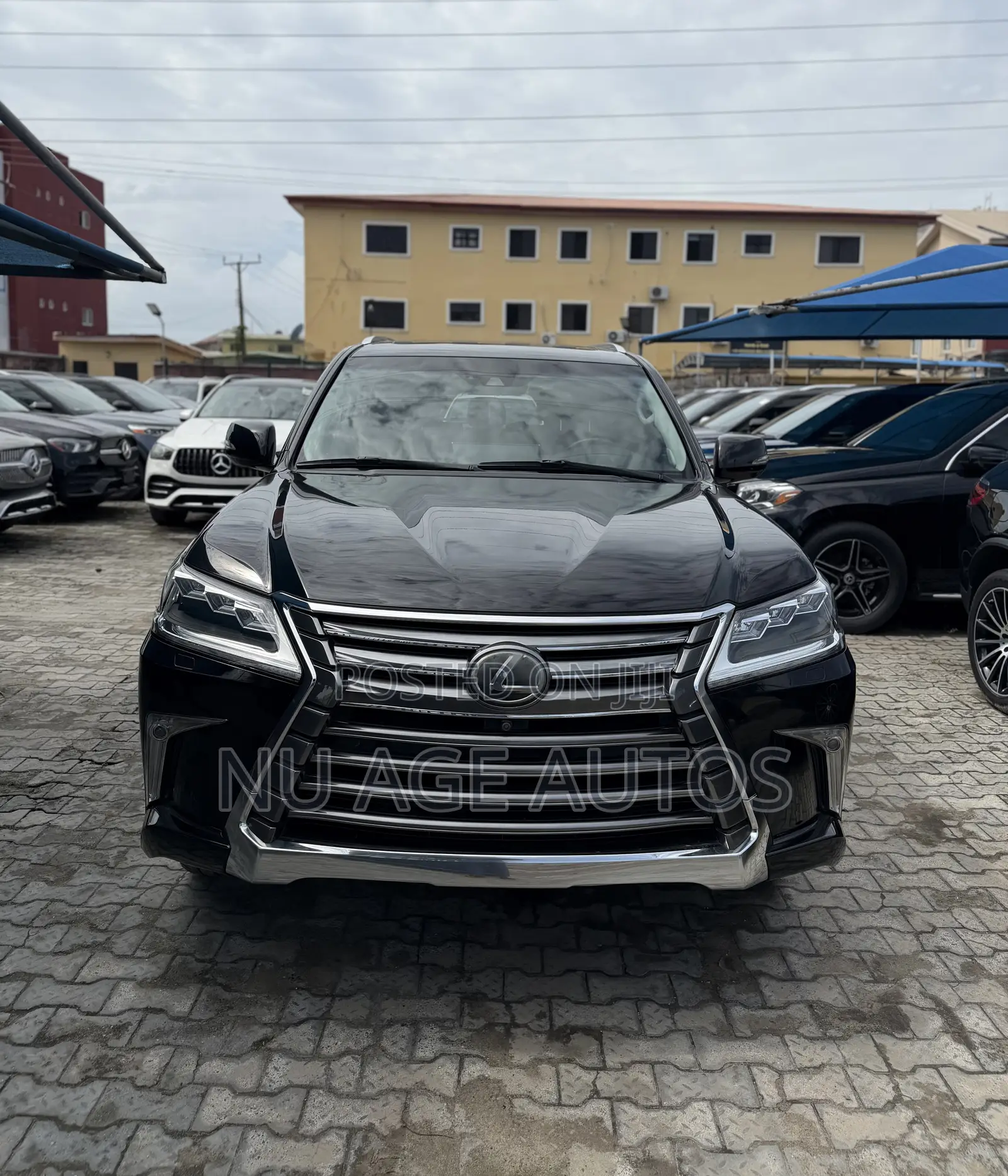 Lexus LX 570 AWD 2020 Black