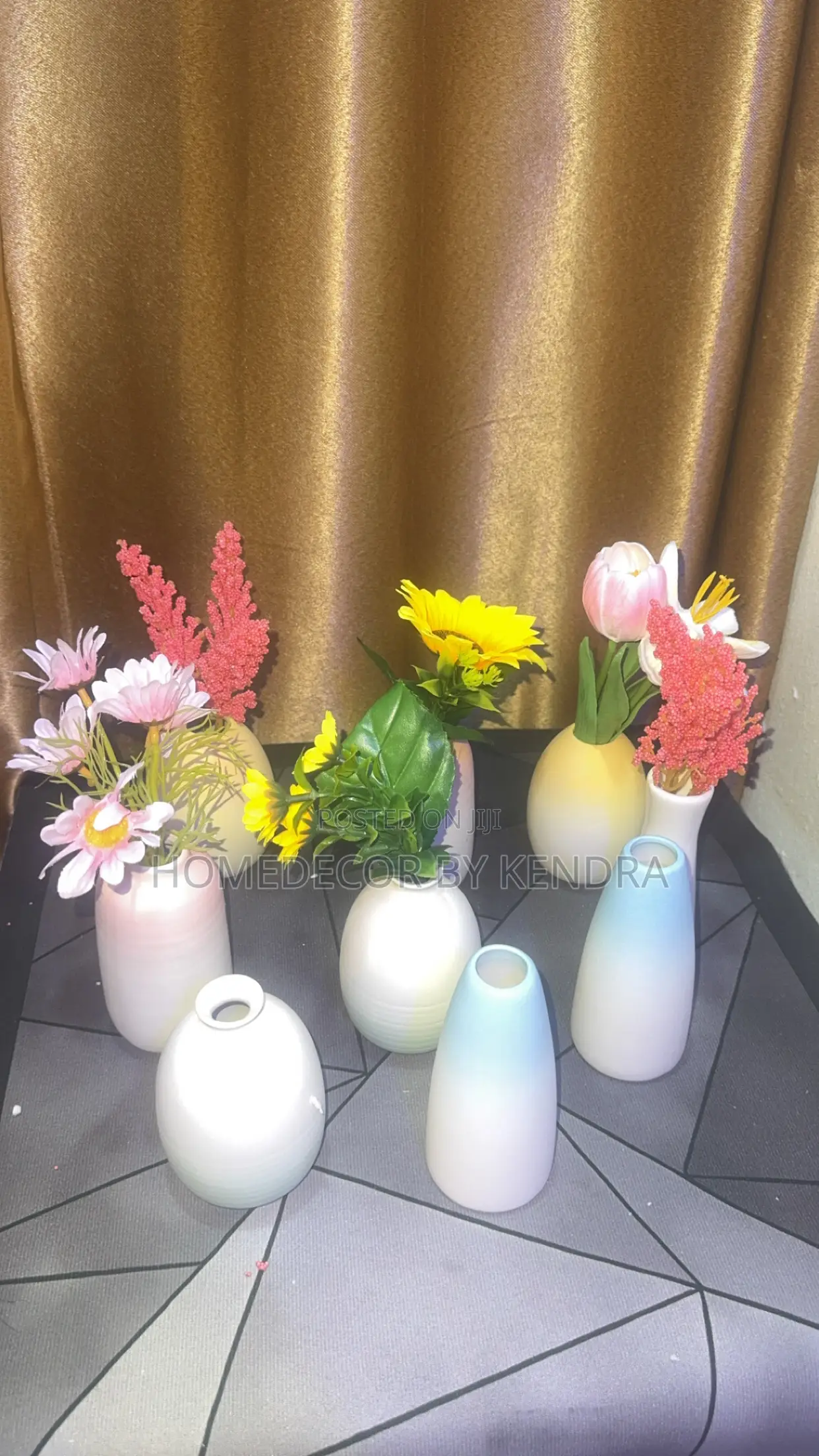 Minimalist Gradient Color Ceramic Flower Vase