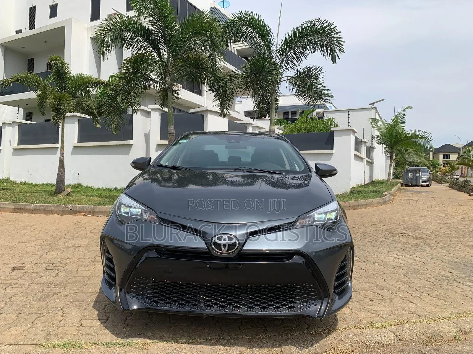 Toyota Corolla SE 4dr Sedan (1.8L 4cyl CVT) 2017 Gray
