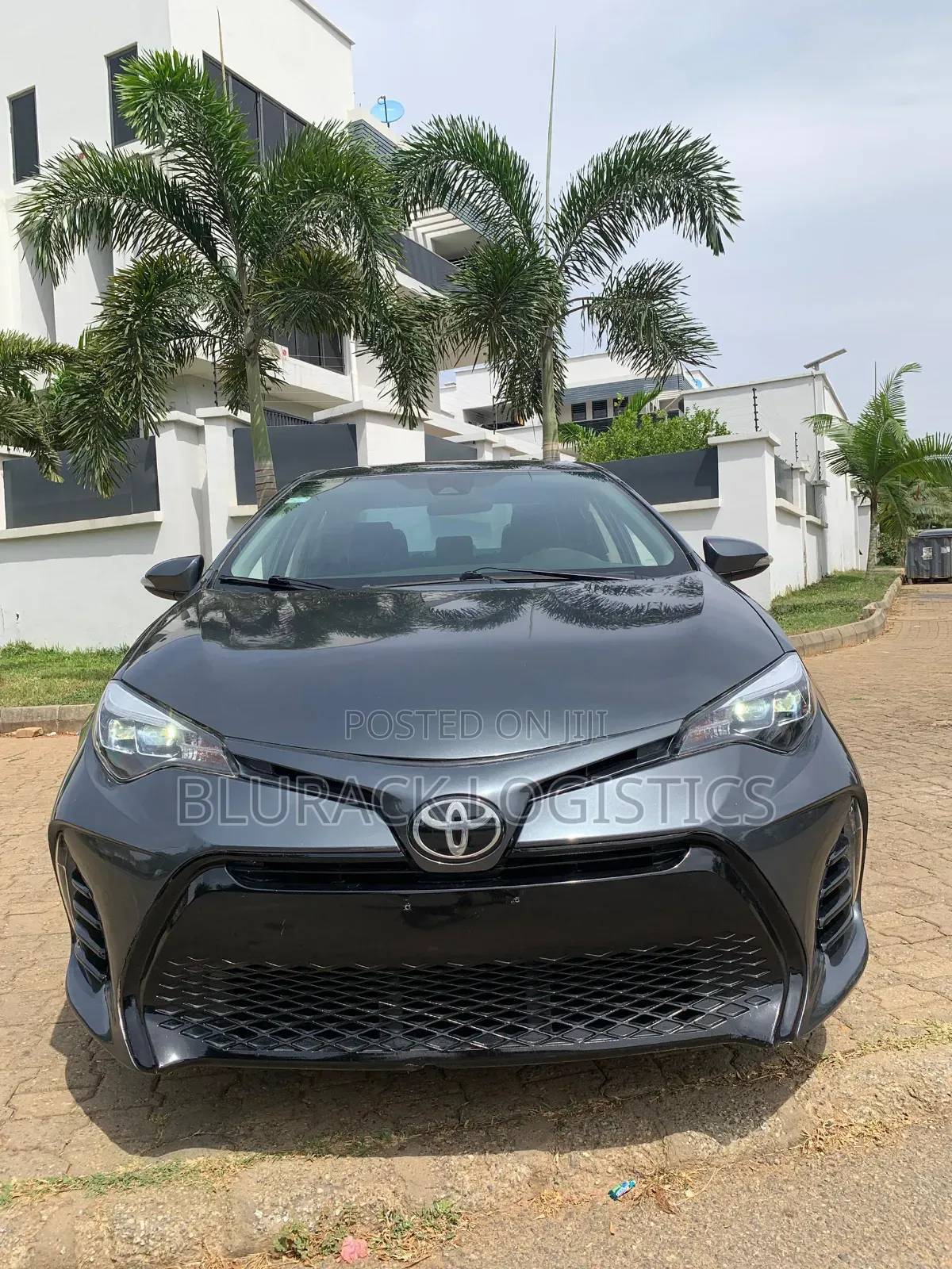 Toyota Corolla SE 4dr Sedan (1.8L 4cyl CVT) 2017 Gray