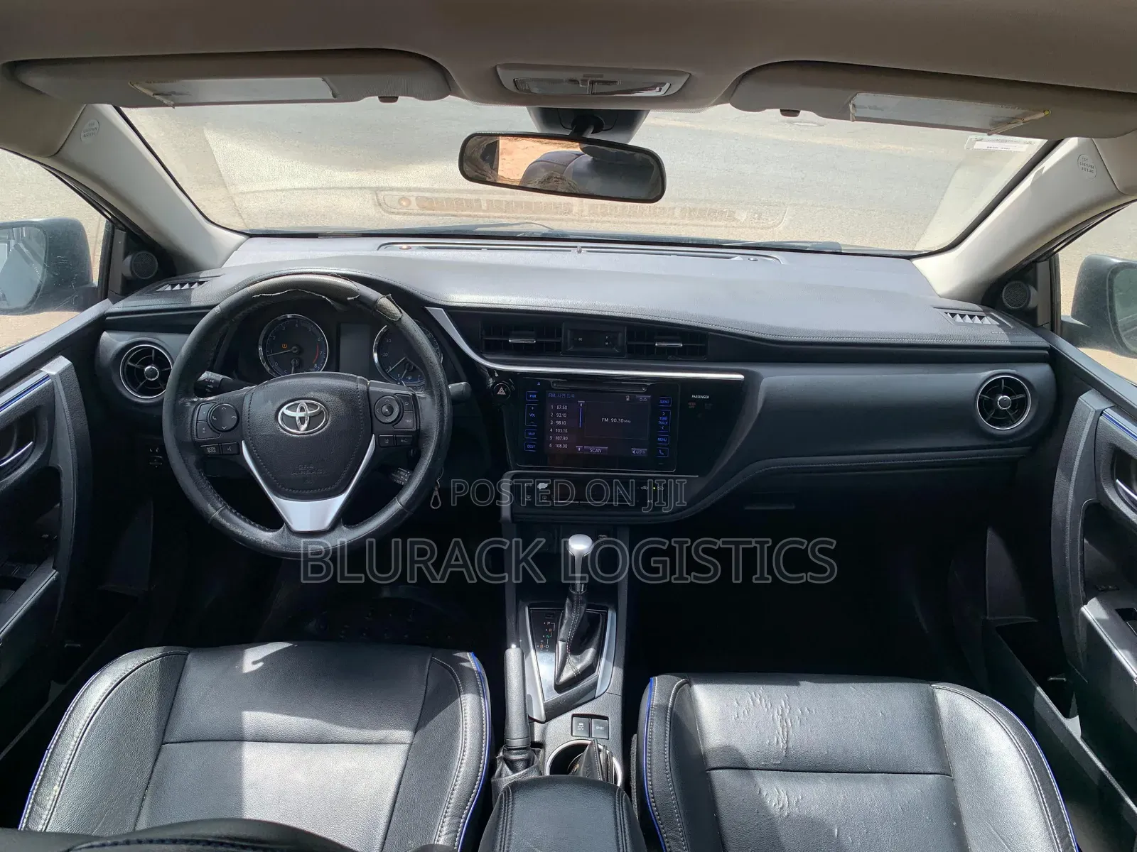 Toyota Corolla SE 4dr Sedan (1.8L 4cyl CVT) 2017 Gray