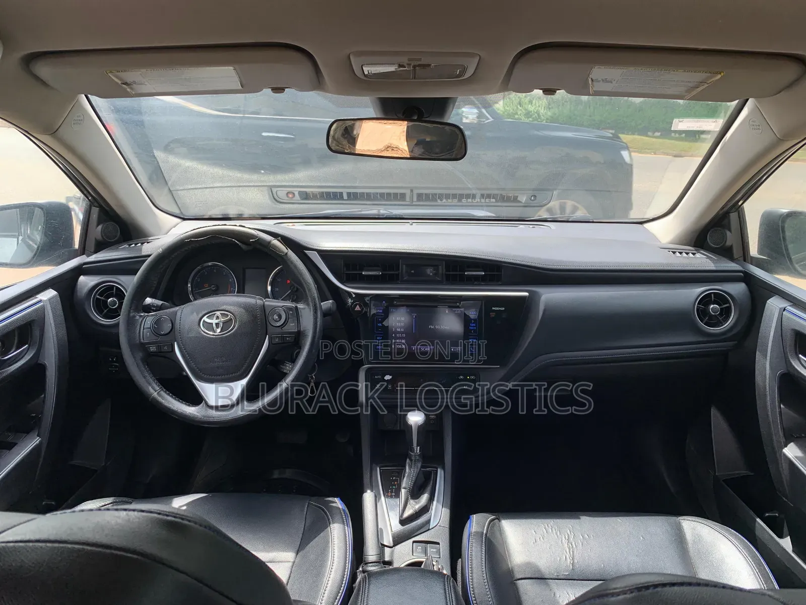 Toyota Corolla SE 4dr Sedan (1.8L 4cyl CVT) 2017 Gray
