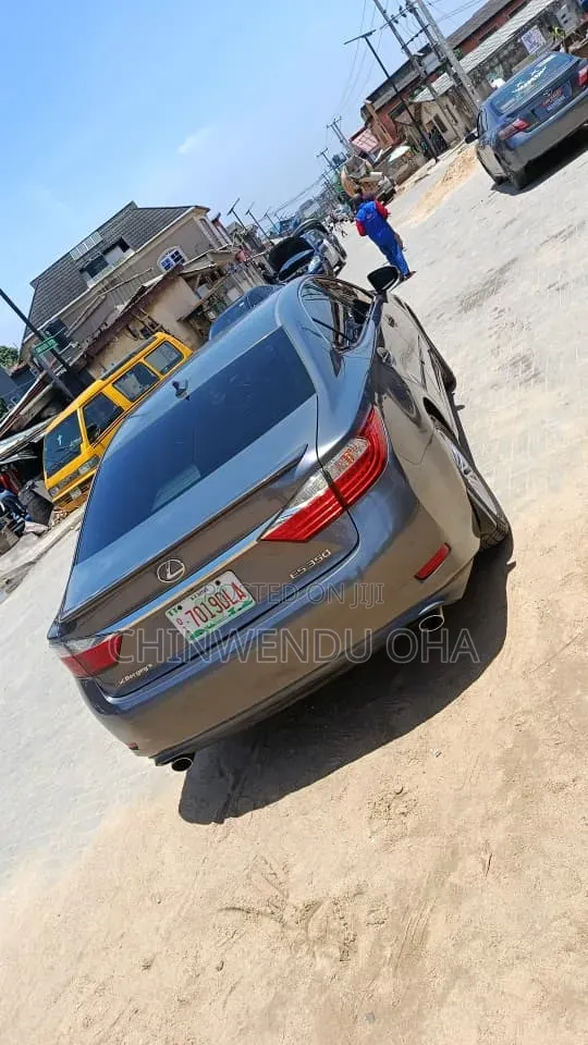 Lexus ES 2013 Gray