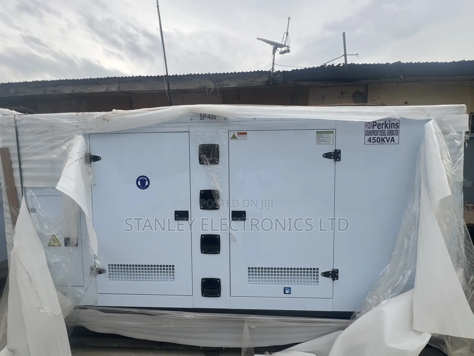 Brand New 450kva Perkins Soundproof Generator Diesel Engine