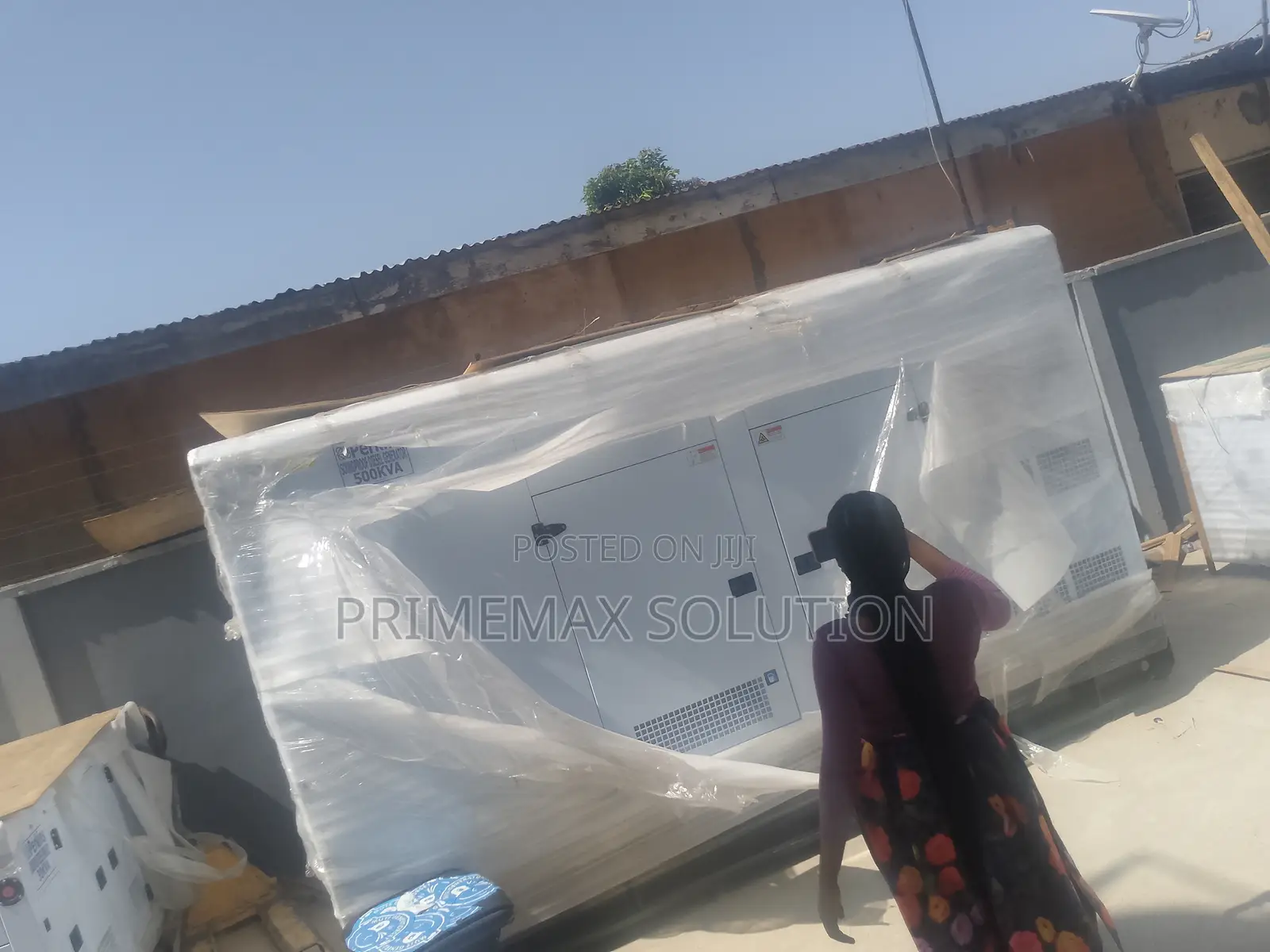 Weatherproof Silent Type Perkins 500kva Generator Set