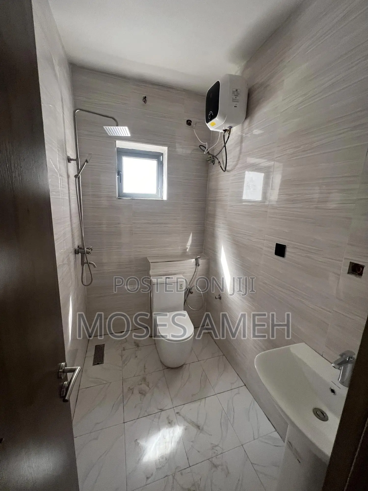 5bdrm Duplex in Kado for sale