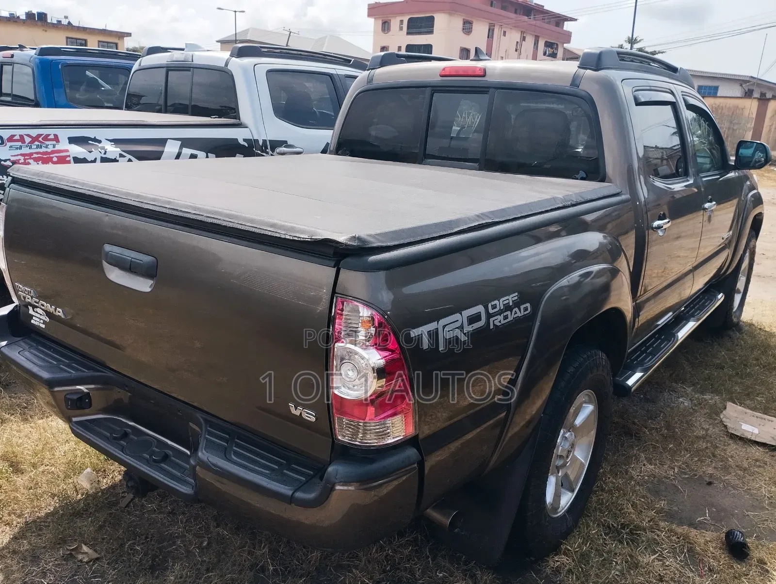 Toyota Tacoma TRD PRO V6 4dr Access Cab 4WD 6.1 ft. SB (4.0L 6cyl 6M)