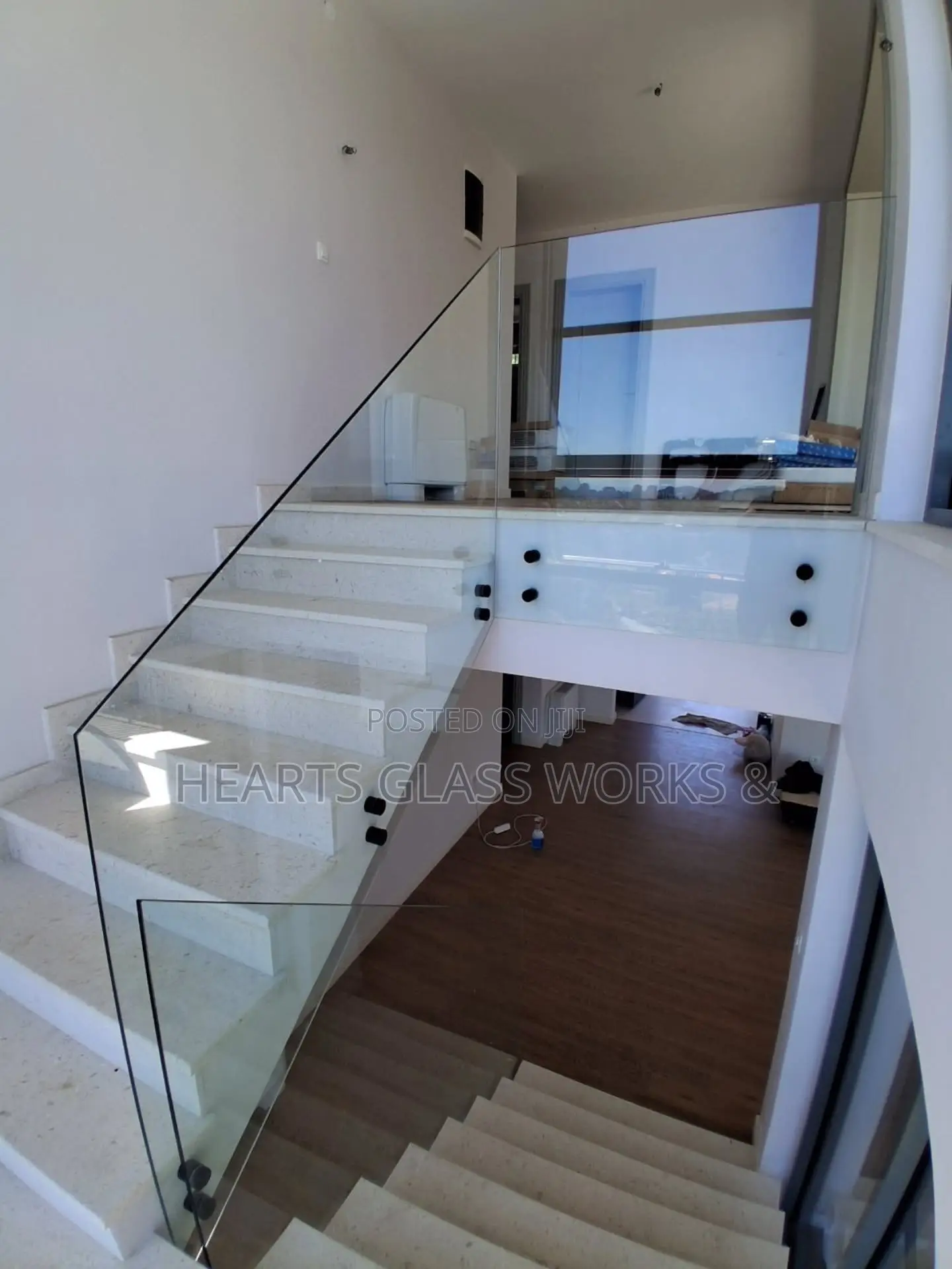 Seamless Interior Stair Glass Railings for Modern Homes