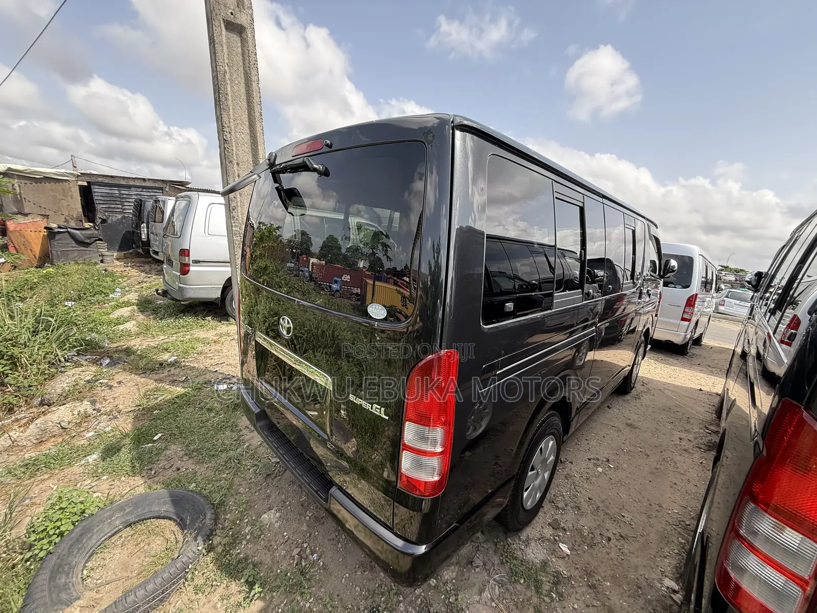 Toyota HiAce 2012 Black
