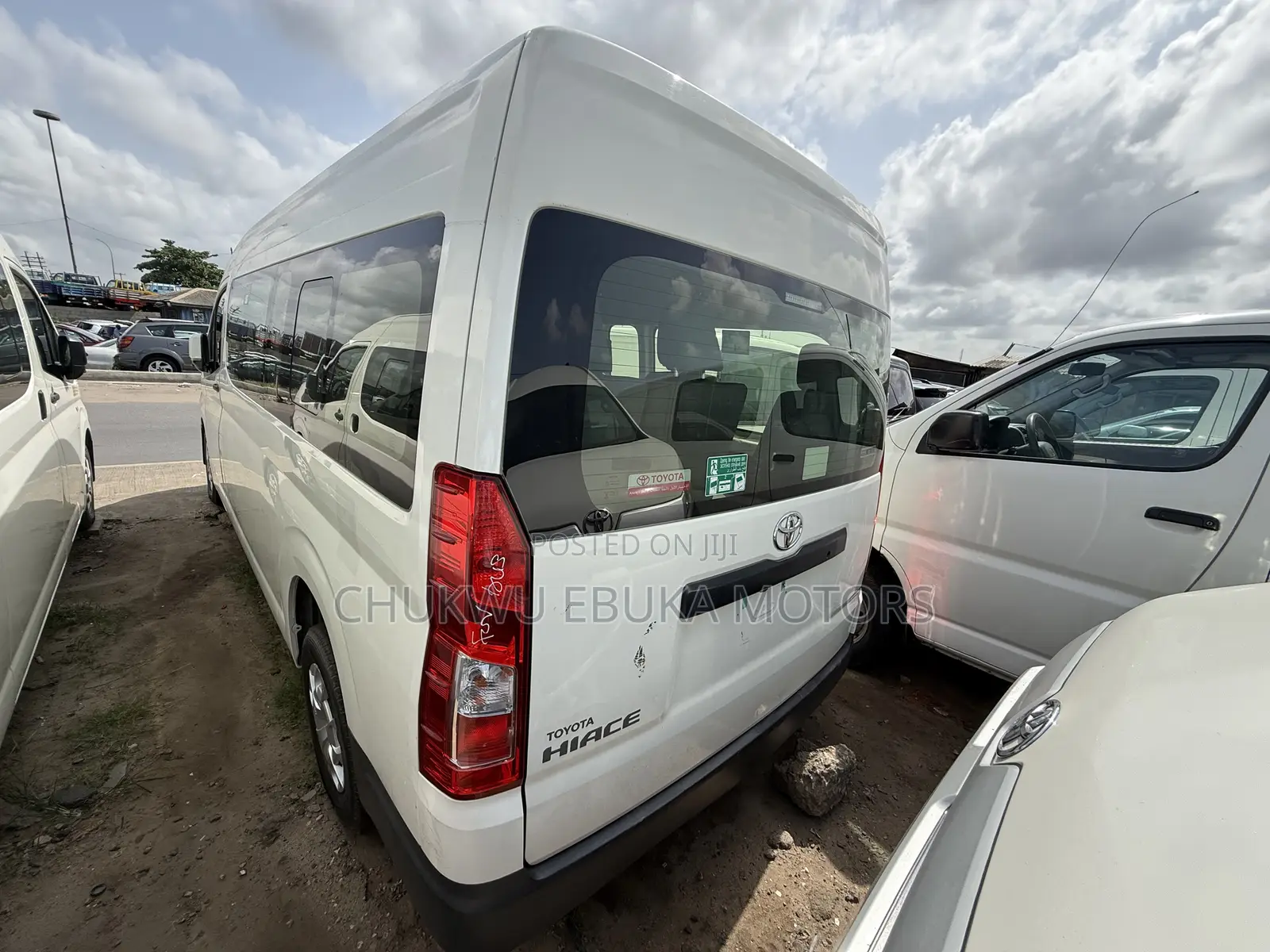 Toyota Grand HiAce 2024 White