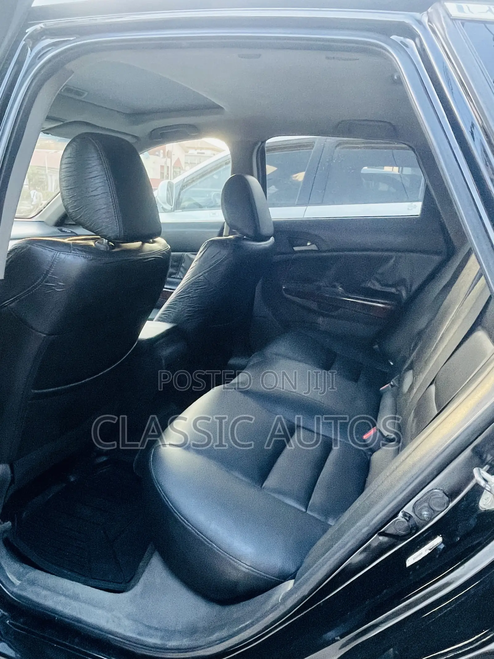 Honda Crosstour 2010 Black