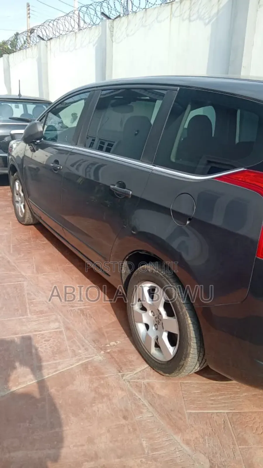 Peugeot 5008 1.6 VTi MT Active 2010 Gray